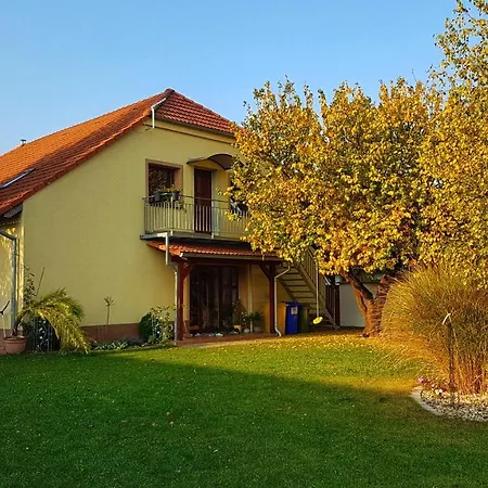 U Spacku Palava Apartment Novosedly (Breclav)